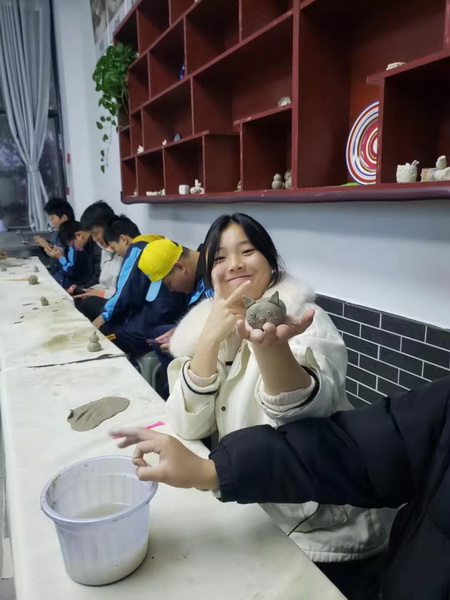 手工陶艺1_调整大小.jpg